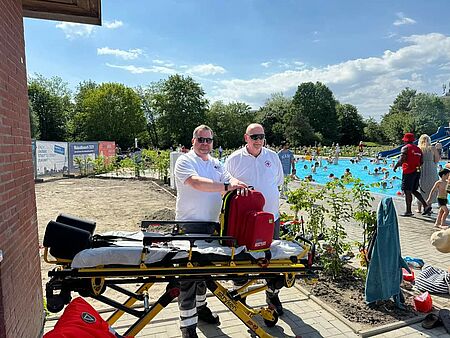 Sanitätsdienst Neueröffnung Freibad Borssum